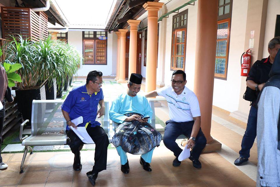 Lawatan YB Khuzzan Dan Wakil Yayasan Warisan Johor ...
