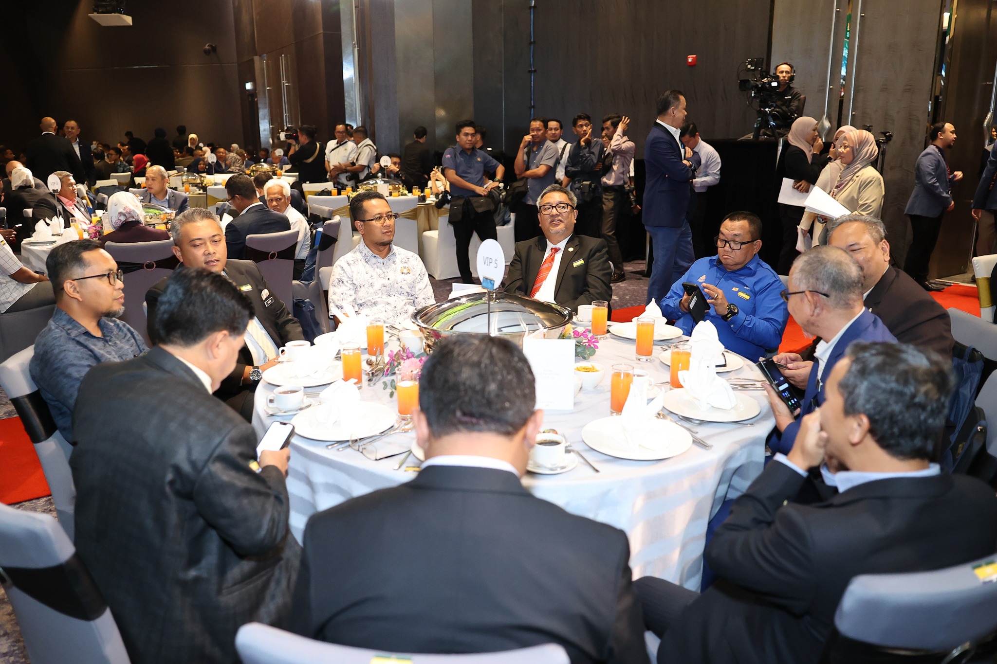 MPBP Rangkul 2 Anugerah Di Majlis Anugerah Bandar Rendah Karbon 2024