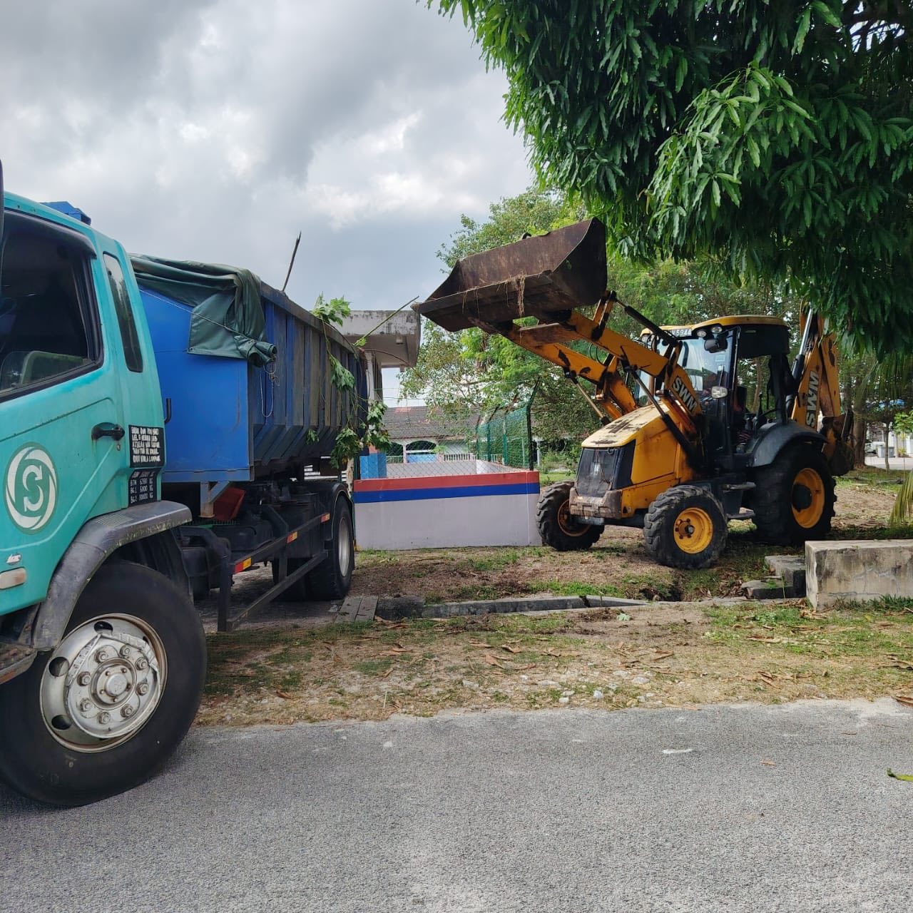 Program Gotong-Royong Anti Denggi Taman Ria Jaya