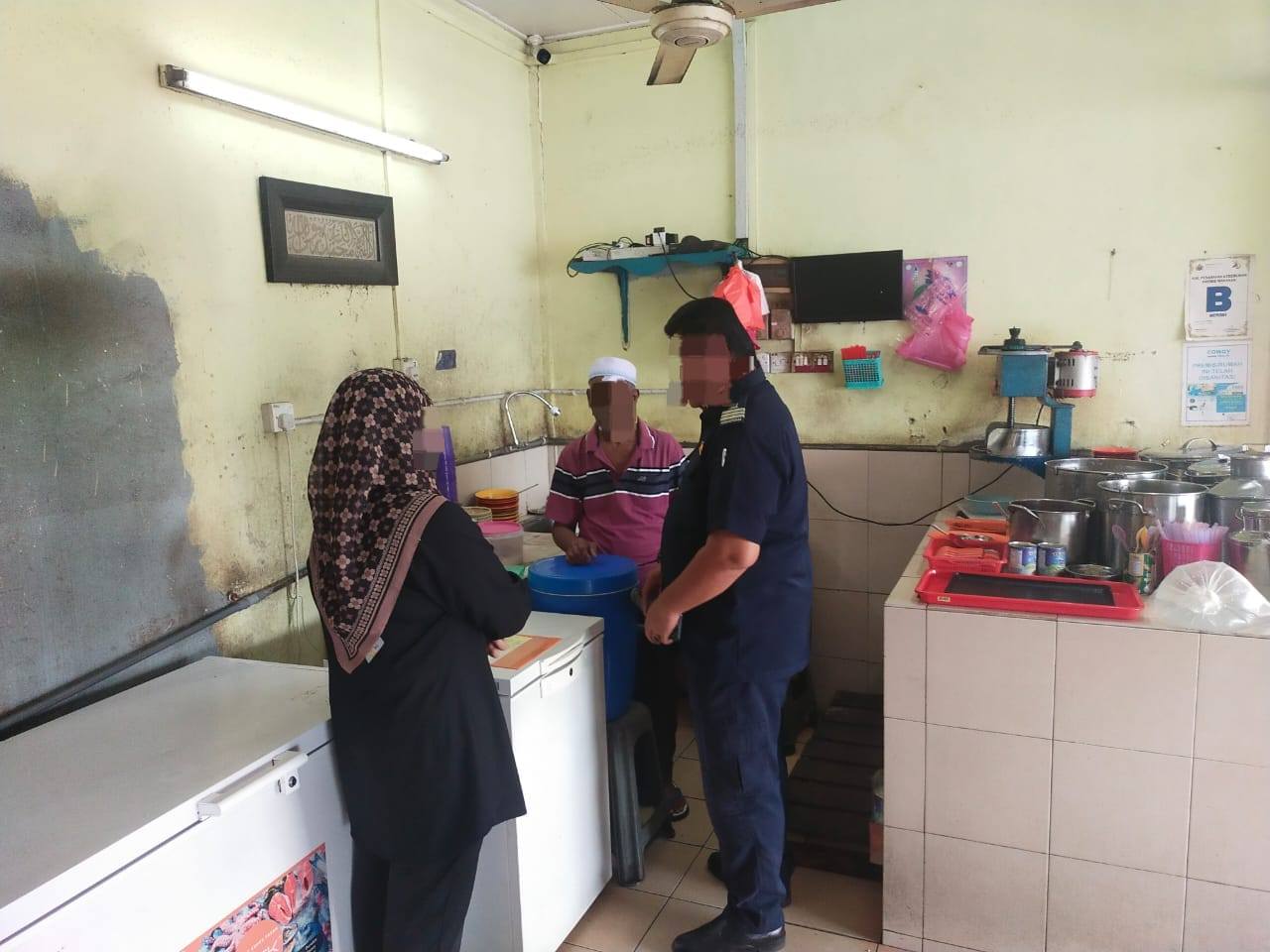 Tindakan Aduan Awam Kedai Makan Jalan Omar